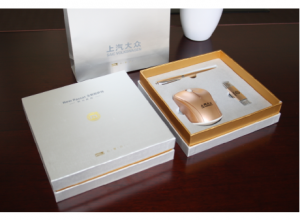 武汉商务礼品公司浅谈商务礼品的赠送事项